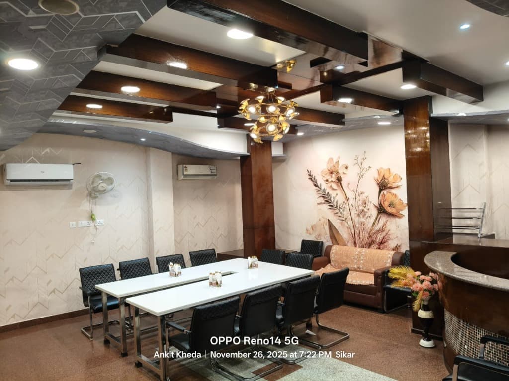 Premium Corporate Boardroom